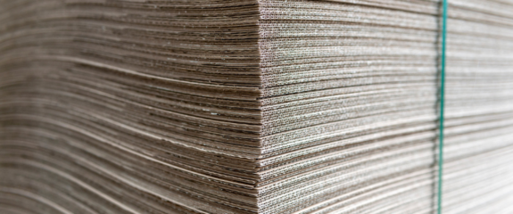 Cardboard vs Anti-Slip Paper Layer Sheets